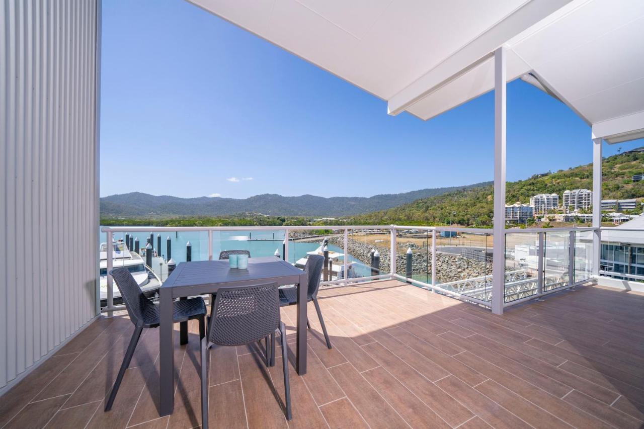 Hotel Harbour Cove Airlie Beach Esterno foto